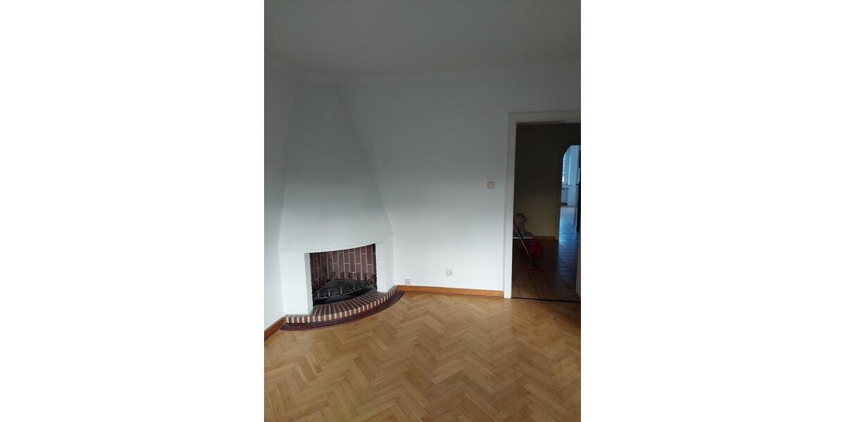Etagenwohnung Mönchengladbach Süd - 2.5 Zimmer, 66 m&sup2;, 600&euro; | Angebot:26564940