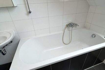 70?m² Dachgeschoss-Wohnung in zentraler Lage 2 zimmer