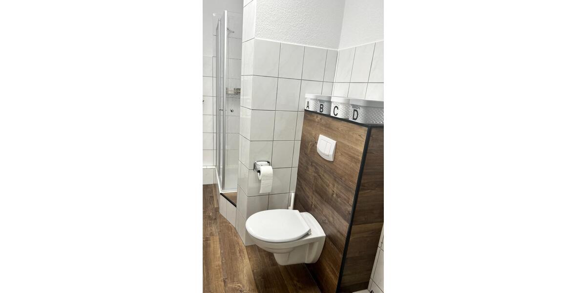 Wohnen auf Zeit Emden - 4 Zimmer, 15 m&sup2;, 27&euro; | Angebot:26589438