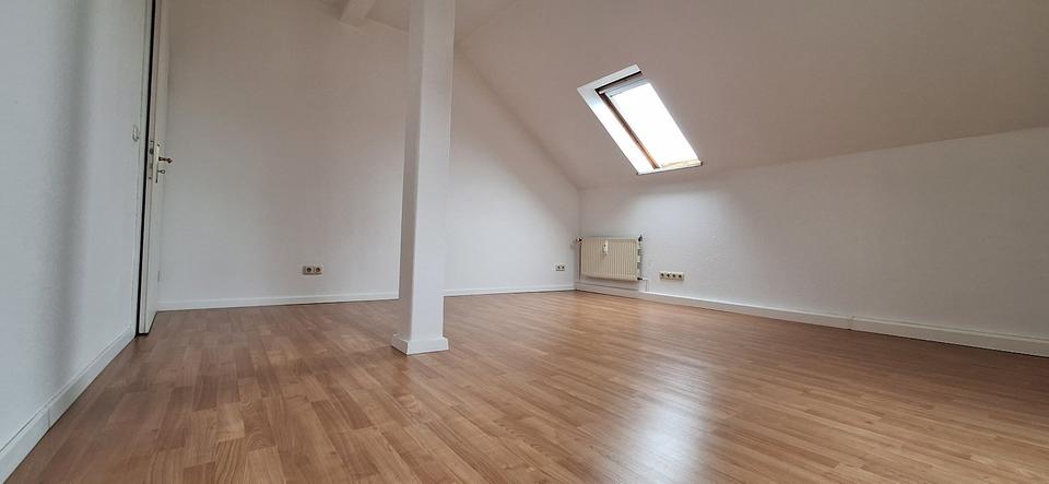 Dachgeschoßwohnung Freiberg - 2 Zimmer, 62 m&sup2;, 398&euro; | Angebot:24417653