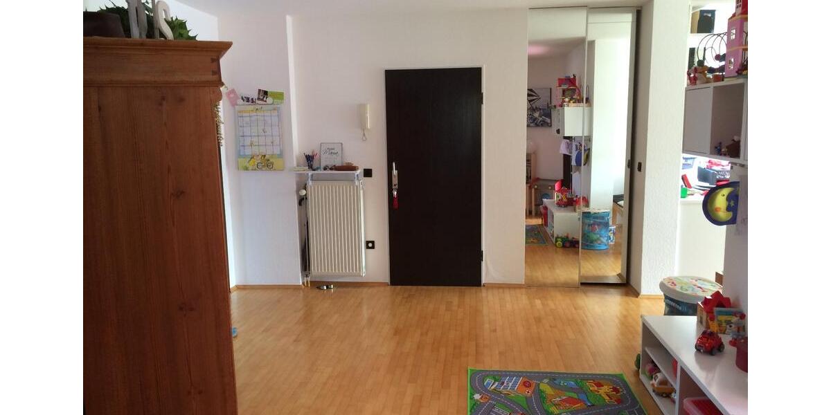 Dachgeschoßwohnung Velbert Velbert-Mitte - 3 Zimmer, 88 m&sup2;, 750&euro; | Angebot:26651763