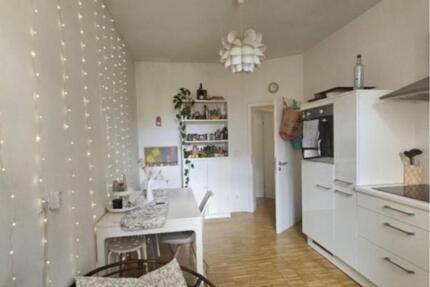 Gemütliches möbliertes Zimmer in schöner 3er Mädels WG 1 zimmer