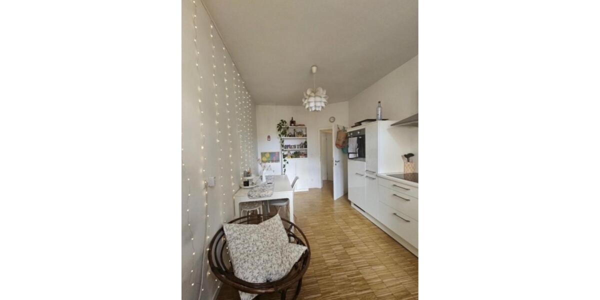 Gemütliches möbliertes Zimmer in schöner 3er Mädels WG 1 zimmer