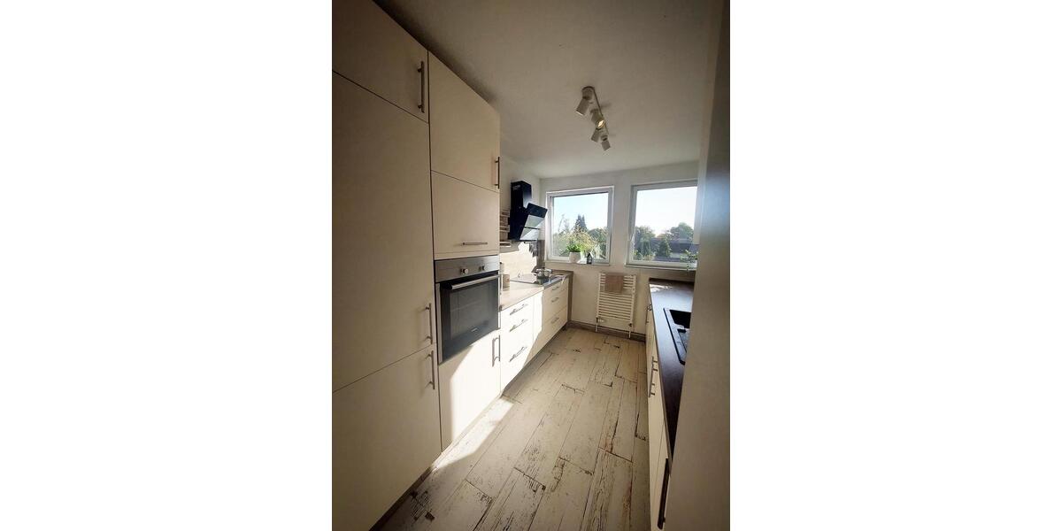 Etagenwohnung Rühen - 4 Zimmer, 75 m&sup2;, 1.050&euro; | Angebot:25519810