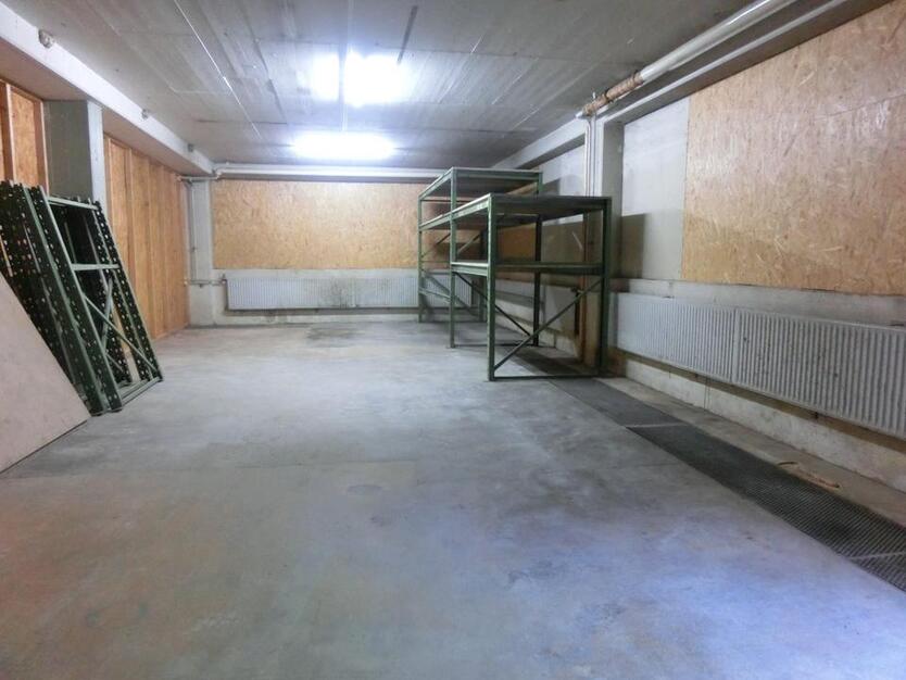 Lagerraum 5214 mit 88 m² zimmer