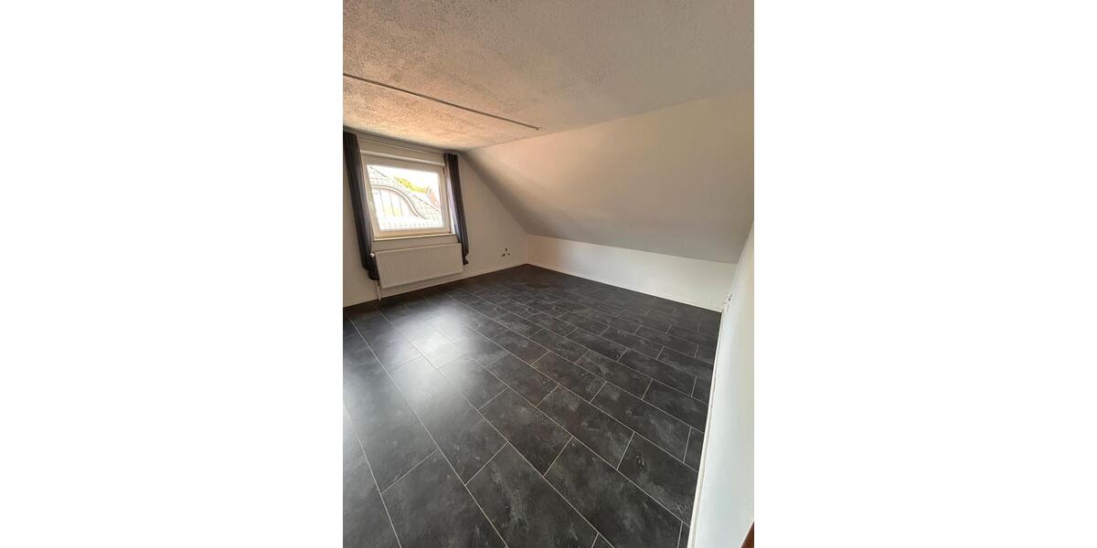 Dachgeschoßwohnung Lathen - 4 Zimmer, 85 m&sup2;, 750&euro; | Angebot:26670646