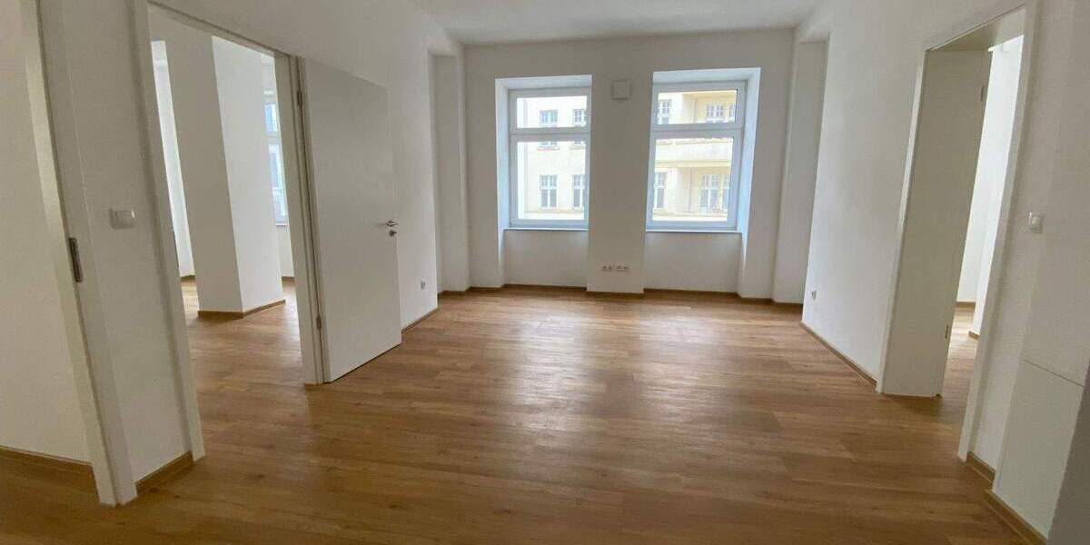 Etagenwohnung Stralsund Tribseer - 5 Zimmer, 106 m&sup2;, 1.010&euro; | Angebot:25037933