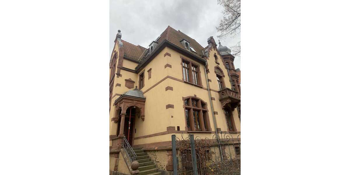 Etagenwohnung Zwickau Mitte-Nord - 4 Zimmer, 98 m&sup2;, 690&euro; | Angebot:25589555