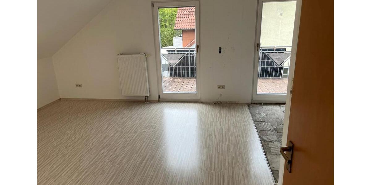 Dachgeschoßwohnung Nieste - 3 Zimmer, 62 m&sup2;, 850&euro; | Angebot:26565349