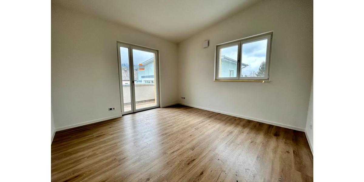 Einfamilienhaus Wehr - 4 Zimmer, 150 m&sup2;, 1.900&euro; | Angebot:26646511