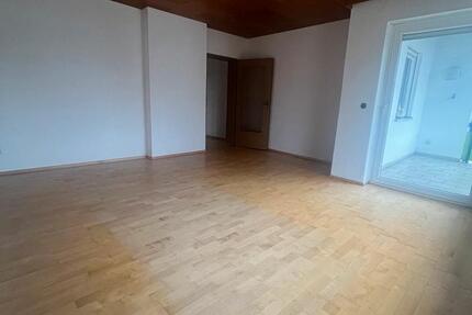 Sonnige Vierzimmerwohnung in ruhiger Wohnlage Speichersdorf 4 zimmer