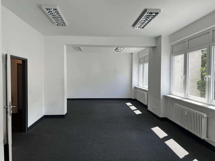 Büro in Berlin 14.029 € 779 m²