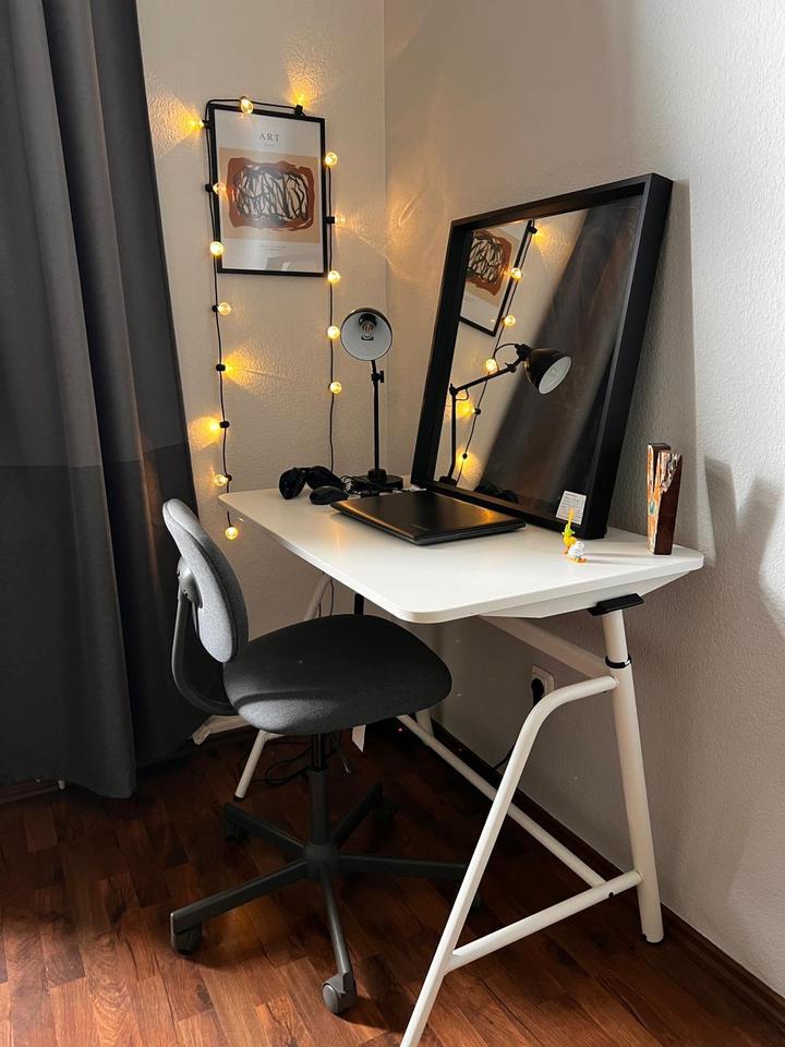 Möbliertes Zimmer in 3er WG - Flingern Süd zimmer