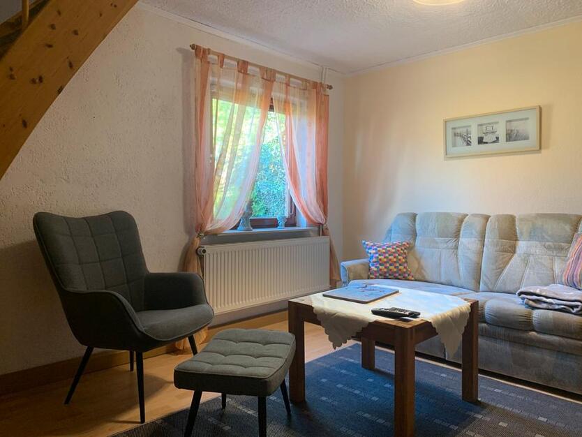 Möblierte Wohnung in idyllischem kleinen Haus - frühestens verfügbar ab November 2025 zimmer