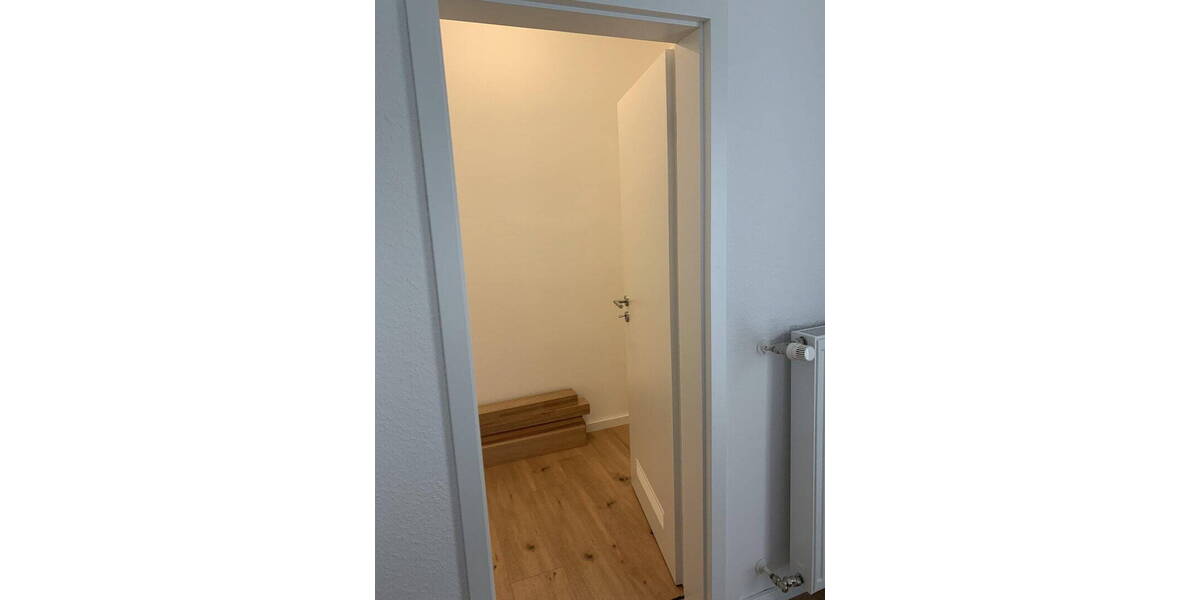 Etagenwohnung Bad Lippspringe - 2 Zimmer, 82 m&sup2;, 861&euro; | Angebot:26790509