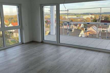 Wohnung Rottenacker - 3 Zimmer, 83 m&sup2;, 990&euro; | Angebot:27275437