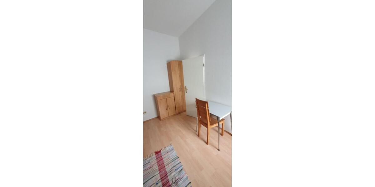 Etagenwohnung Bielefeld Mitte - 1 Zimmer, 20 m&sup2;, 580&euro; | Angebot:24840503