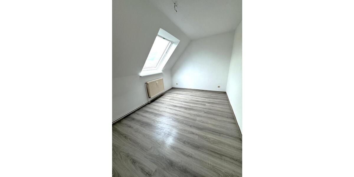 Dachgeschoßwohnung Barth - 2 Zimmer, 34 m&sup2;, 360&euro; | Angebot:26291575