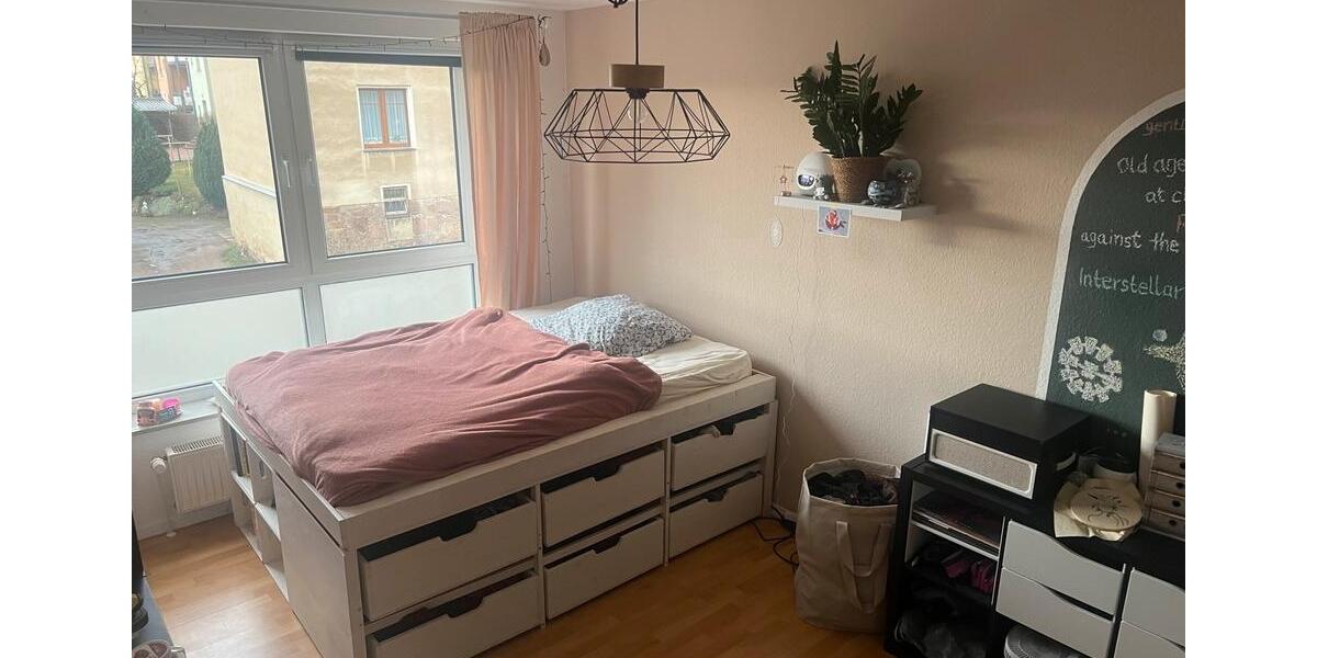 Etagenwohnung Mittweida - 1 Zimmer, 20 m&sup2;, 289&euro; | Angebot:24755987