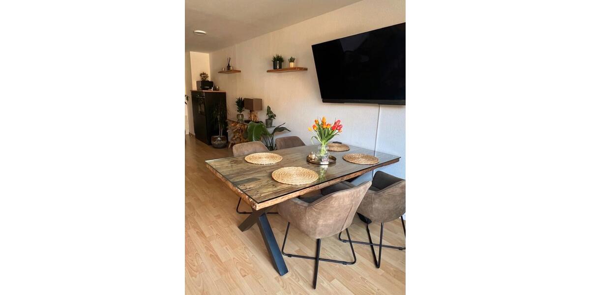 Wohnen auf Zeit Hannover Vahrenwald-List - 3 Zimmer, 90 m&sup2;, 2.000&euro; | Angebot:26642653
