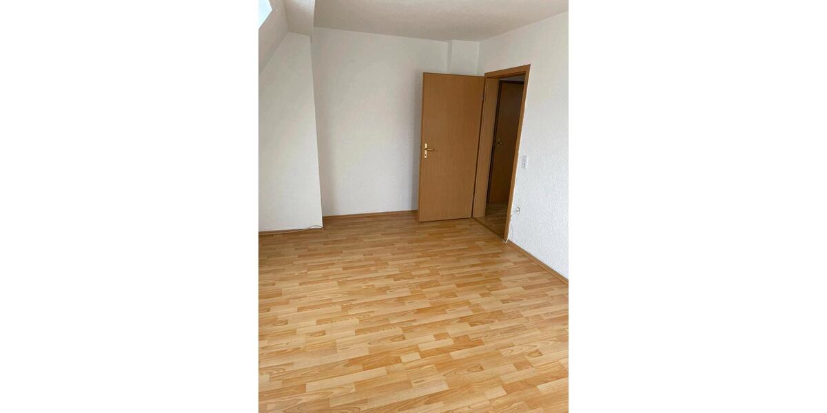 Dachgeschoßwohnung Lüdenscheid Staberg - 1 Zimmer, 39 m&sup2;, 370&euro; | Angebot:24731082