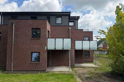 Wohnung Owschlag - 2 Zimmer, 66 m&sup2;, 875&euro; | Angebot:26670948