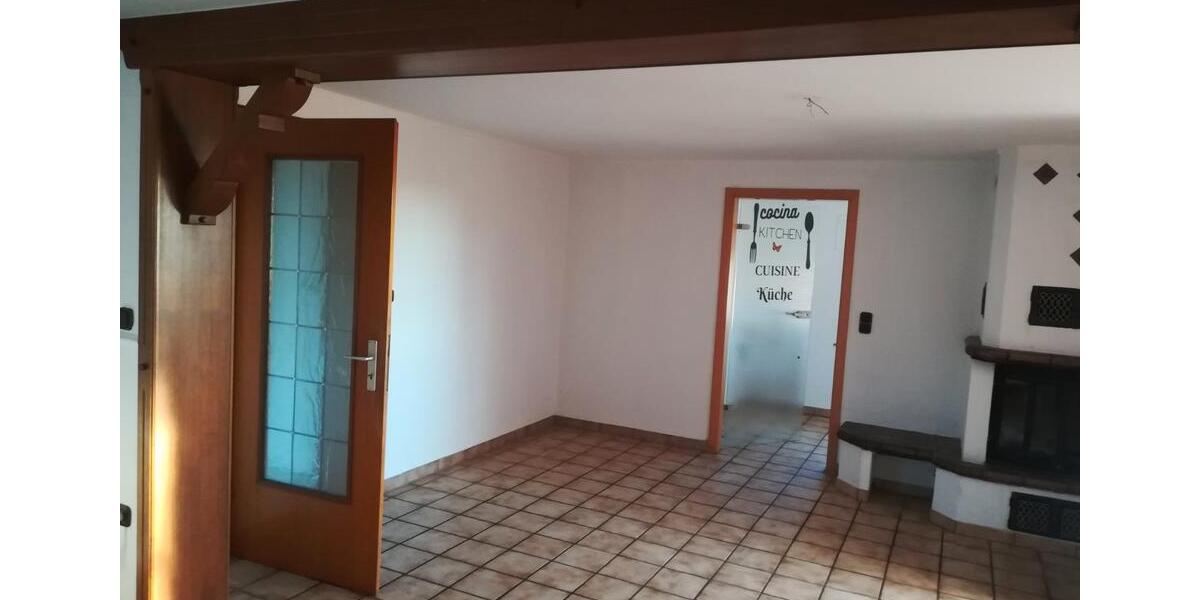 Etagenwohnung Gangelt - 4 Zimmer, 97 m&sup2;, 900&euro; | Angebot:26364763