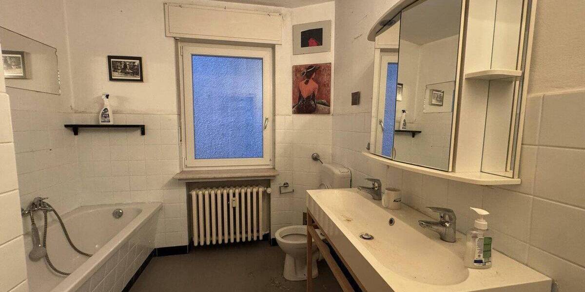 Etagenwohnung Borgholzhausen - 1 Zimmer, 190 m&sup2;, 2.200&euro; | Angebot:26820877