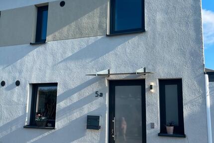 Haus Hannover Herrenhausen-Stöcken - 3.5 Zimmer, 116 m&sup2;, 1.700&euro; | Angebot:25422938