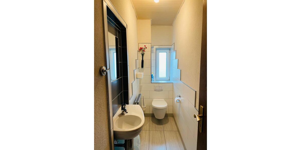 Etagenwohnung Bad Rodach - 7 Zimmer, 135 m&sup2;, 995&euro; | Angebot:26577608