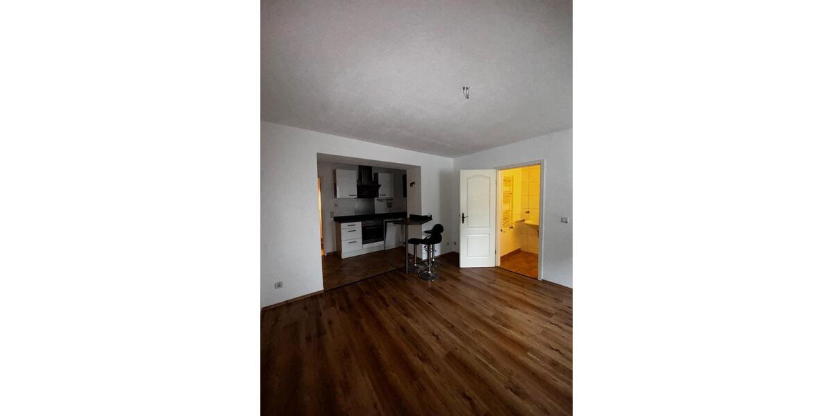 Erdgeschoßwohnung Raguhn-Jeßnitz Jeßnitz - 2 Zimmer, 44 m&sup2;, 300&euro; | Angebot:25127312