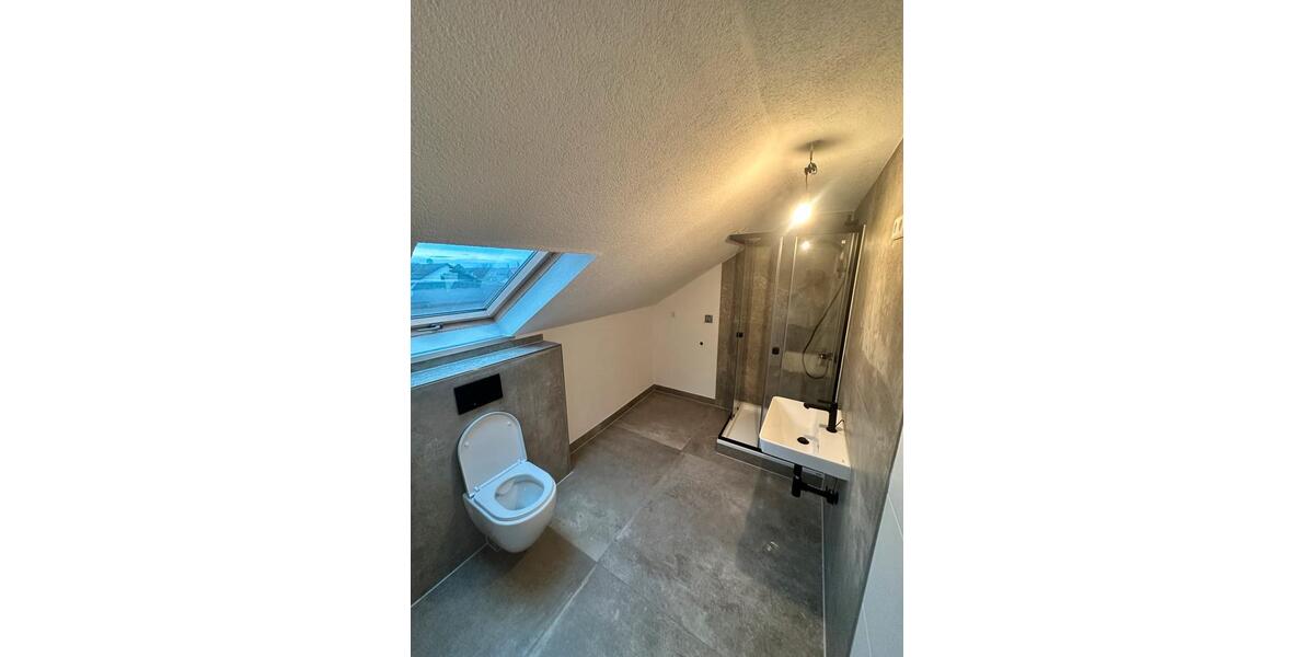 Dachgeschoßwohnung Lahr (Schwarzwald) - 3.5 Zimmer, 70 m&sup2;, 850&euro; | Angebot:26507784