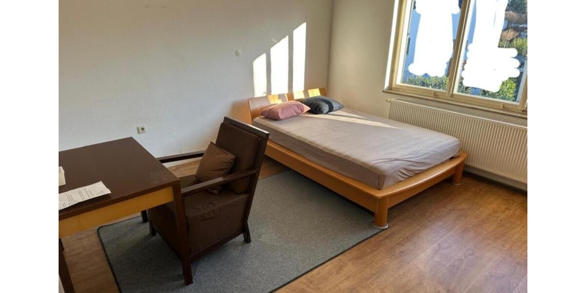 Wohnen auf Zeit Reutlingen - 1 Zimmer, 16 m&sup2;, 480&euro; | Angebot:24787720