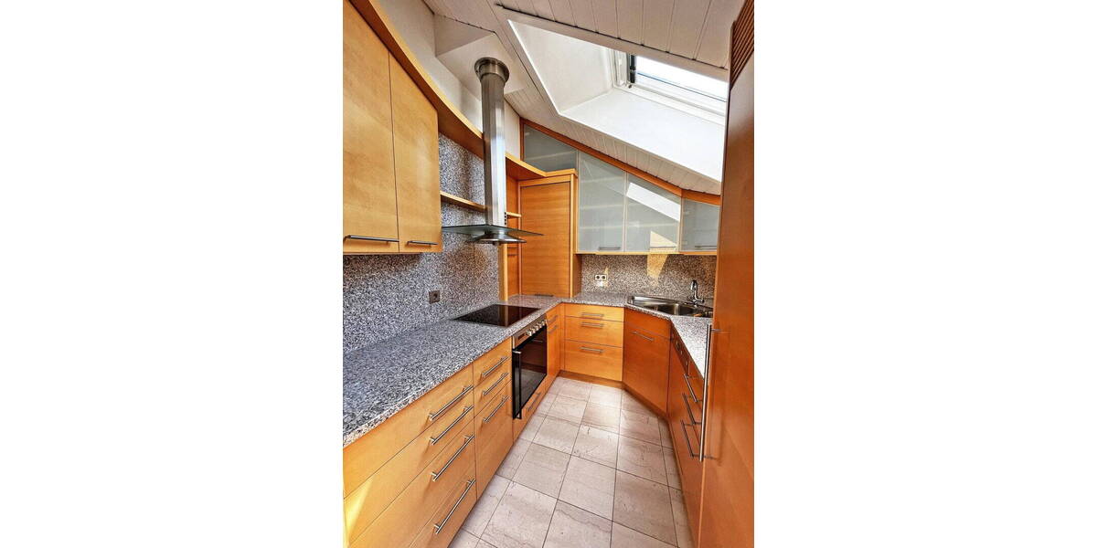 Etagenwohnung Lauffen am Neckar - 3 Zimmer, 89 m&sup2;, 1.200&euro; | Angebot:26716067