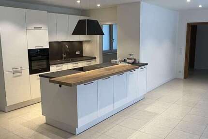 Haus Hamburg Niendorf - 4.5 Zimmer, 161 m&sup2;, 3.200&euro; | Angebot:25180977