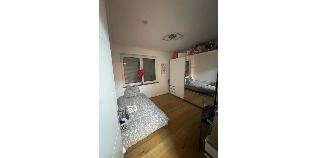 Erdgeschoßwohnung Offenbach am Main Bieber - 3 Zimmer, 89 m&sup2;, 1.700&euro; | Angebot:24371082