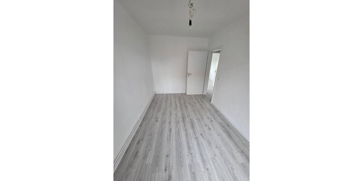 Etagenwohnung Wolfenbüttel - 3 Zimmer, 65 m&sup2;, 670&euro; | Angebot:25048512
