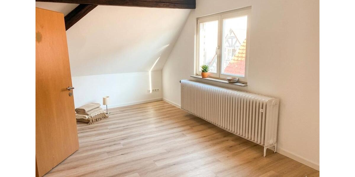 Dachgeschoßwohnung Friedberg (Hessen) - 3 Zimmer, 67 m&sup2;, 790&euro; | Angebot:26534374