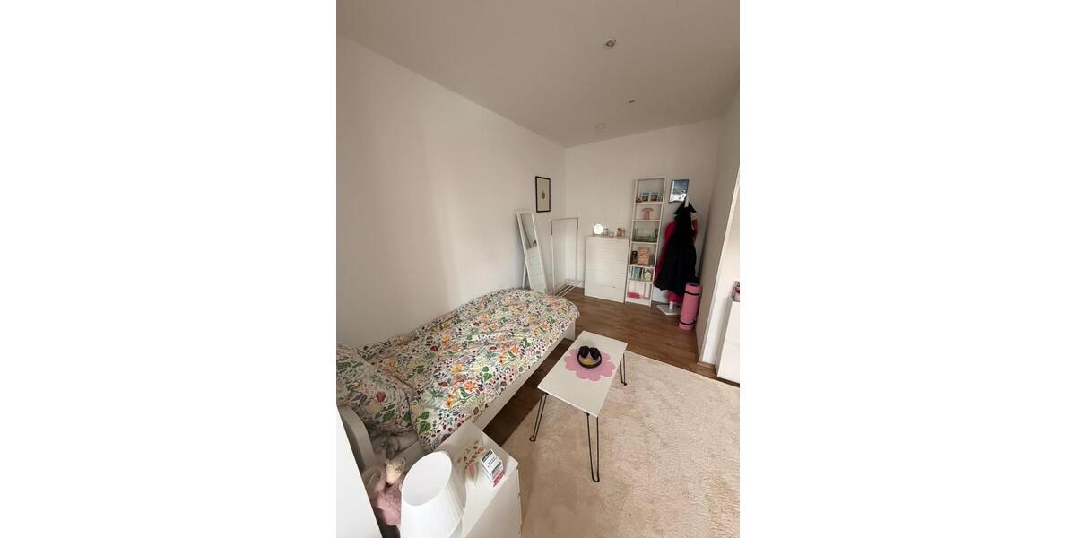 Wohnen auf Zeit Bochum Günnigfeld - 1 Zimmer, 13 m&sup2;, 450&euro; | Angebot:26094125