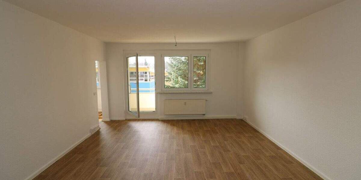 Etagenwohnung Freiberg - 3 Zimmer, 66 m&sup2;, 469&euro; | Angebot:25899902
