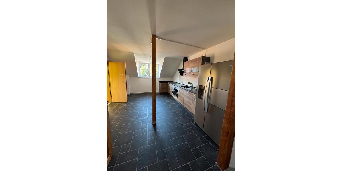 Dachgeschoßwohnung Haldensleben - 5 Zimmer, 105 m&sup2;, 720&euro; | Angebot:26153101