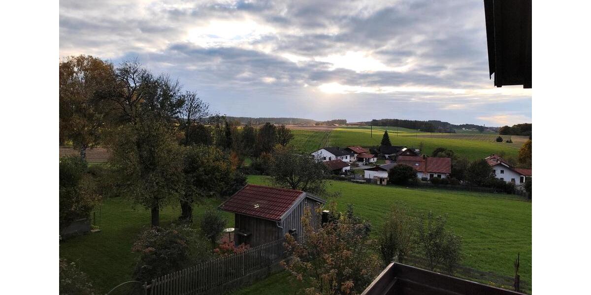4- Zimmer Dachgeschosswohnung auf dem Land zimmer