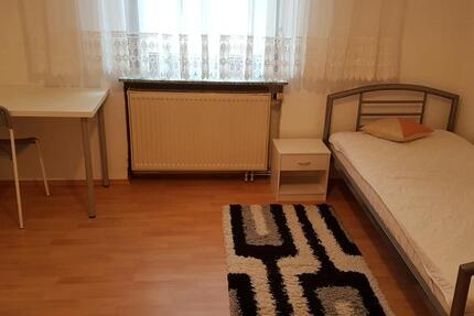 Wohnen auf Zeit Bruchsal - 1 Zimmer, 70 m&sup2;, 550&euro; | Angebot:26172277