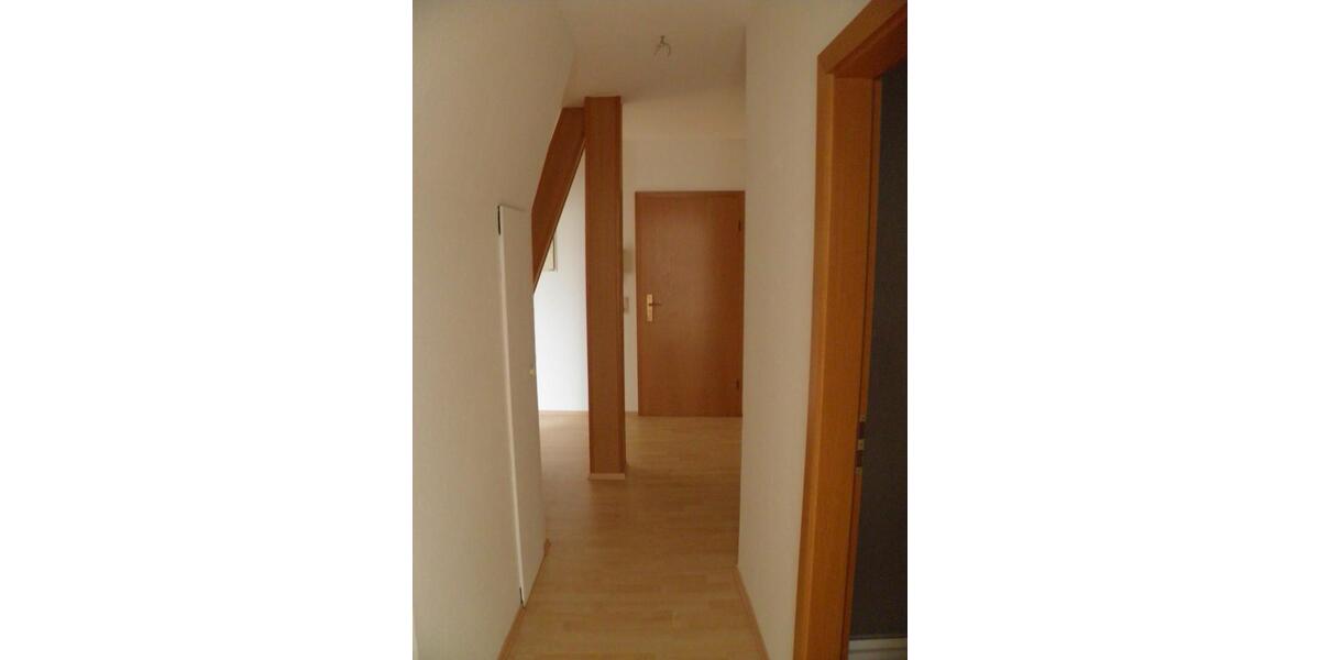 Dachgeschoßwohnung Zschopau - 2 Zimmer, 52 m&sup2;, 335&euro; | Angebot:24946762