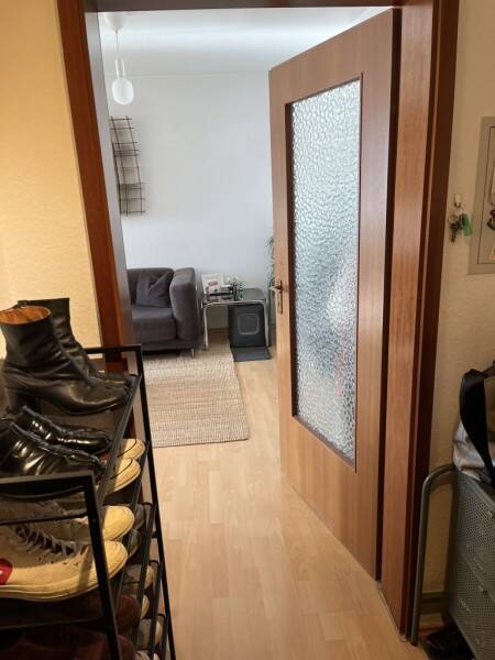 Schönes und Helles 1-Zimmerapartment mit Schlafnische - Einbauküche - TG-Stellplatz