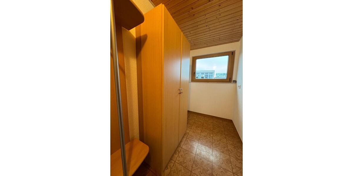 Dachgeschoßwohnung Stetten am kalten Markt - 3.5 Zimmer, 865&euro; | Angebot:23648997