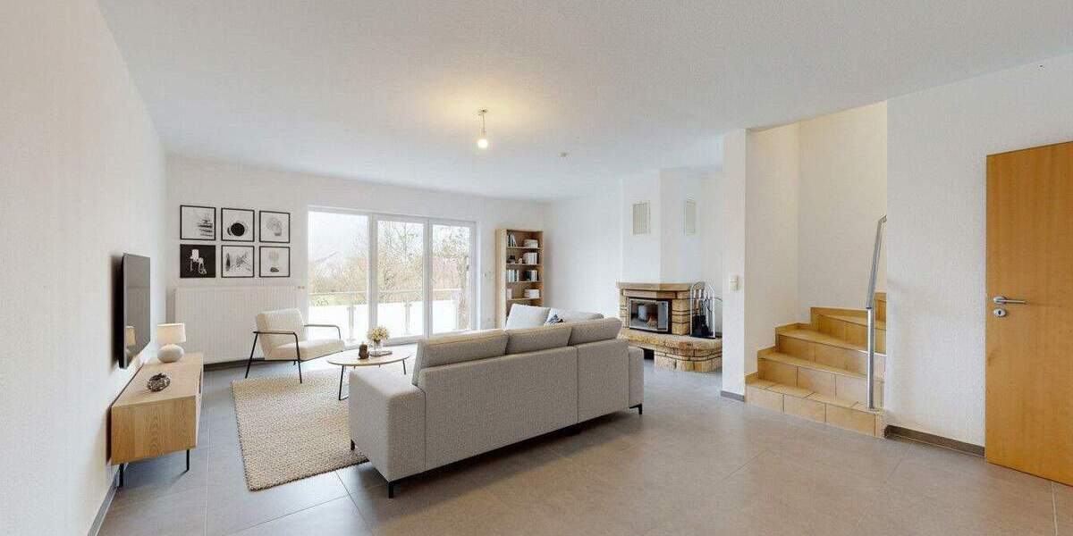 Reihenmittelhaus Frankfurt am Main Preungesheim - 5 Zimmer, 226 m&sup2;, 2.950&euro; | Angebot:25152532