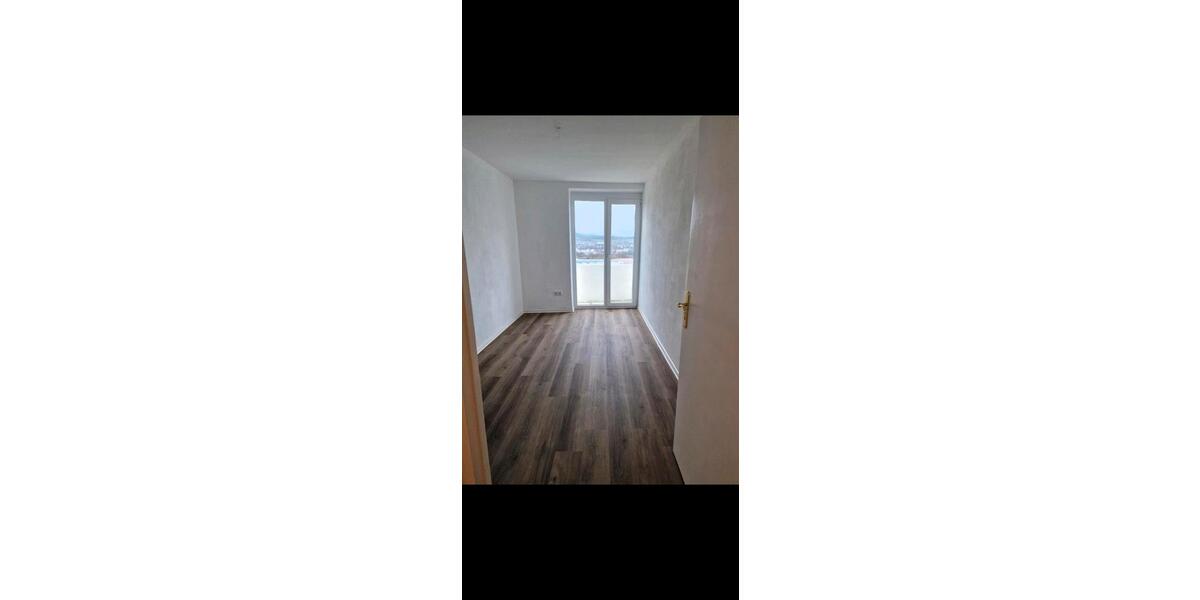 Etagenwohnung Durach - 3 Zimmer, 69 m&sup2;, 1.250&euro; | Angebot:24829071