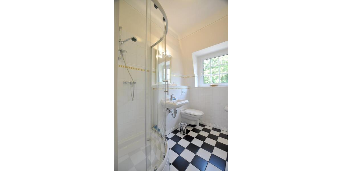 Wohnen auf Zeit Königswinter - 3 Zimmer, 68 m&sup2;, 1.350&euro; | Angebot:24641161