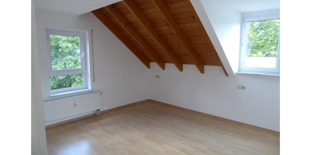 Maisonettenwohnung Spaichingen - 2.5 Zimmer, 72 m&sup2;, 870&euro; | Angebot:25022216